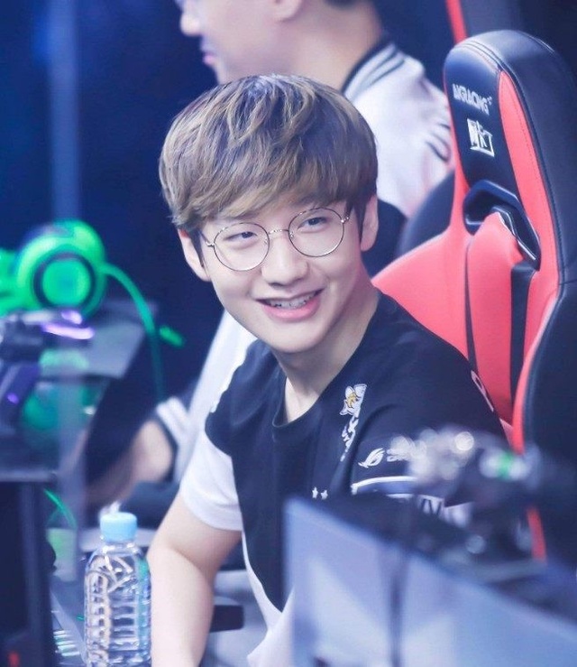 队员合作 队员合作